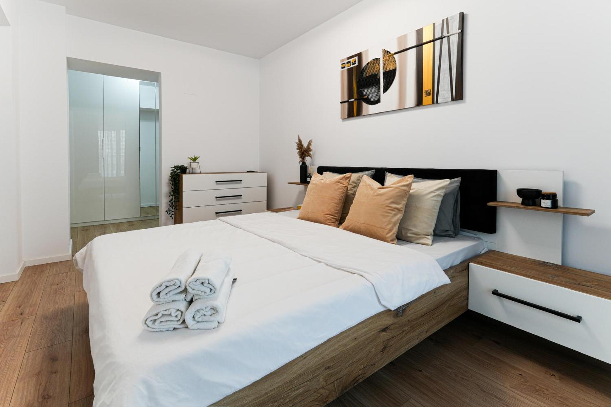 Sandra - Park-View Apt With Balcony & Parking Bükreş Dış mekan fotoğraf