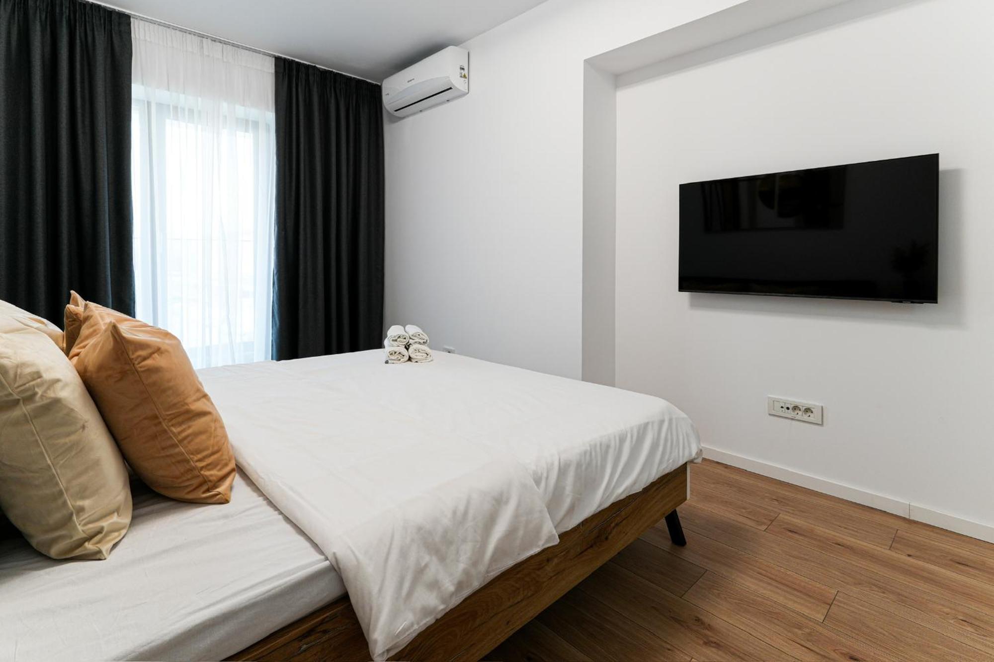 Sandra - Park-View Apt With Balcony & Parking Bükreş Dış mekan fotoğraf